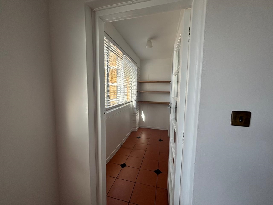 1 Bedroom Property for Sale in Gardens Western Cape